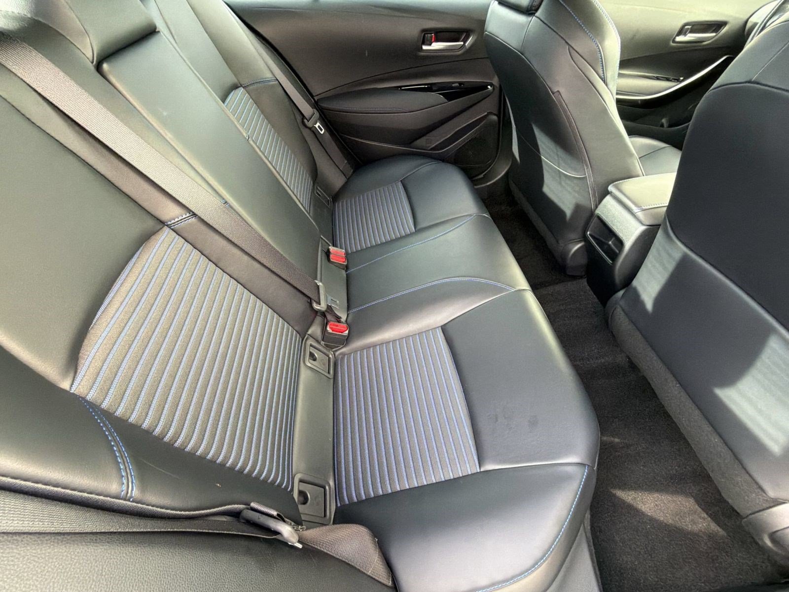Used 2020 Toyota Corolla XSE FWD image 33
