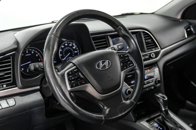 Used 2017 Hyundai Elantra Limited image 14
