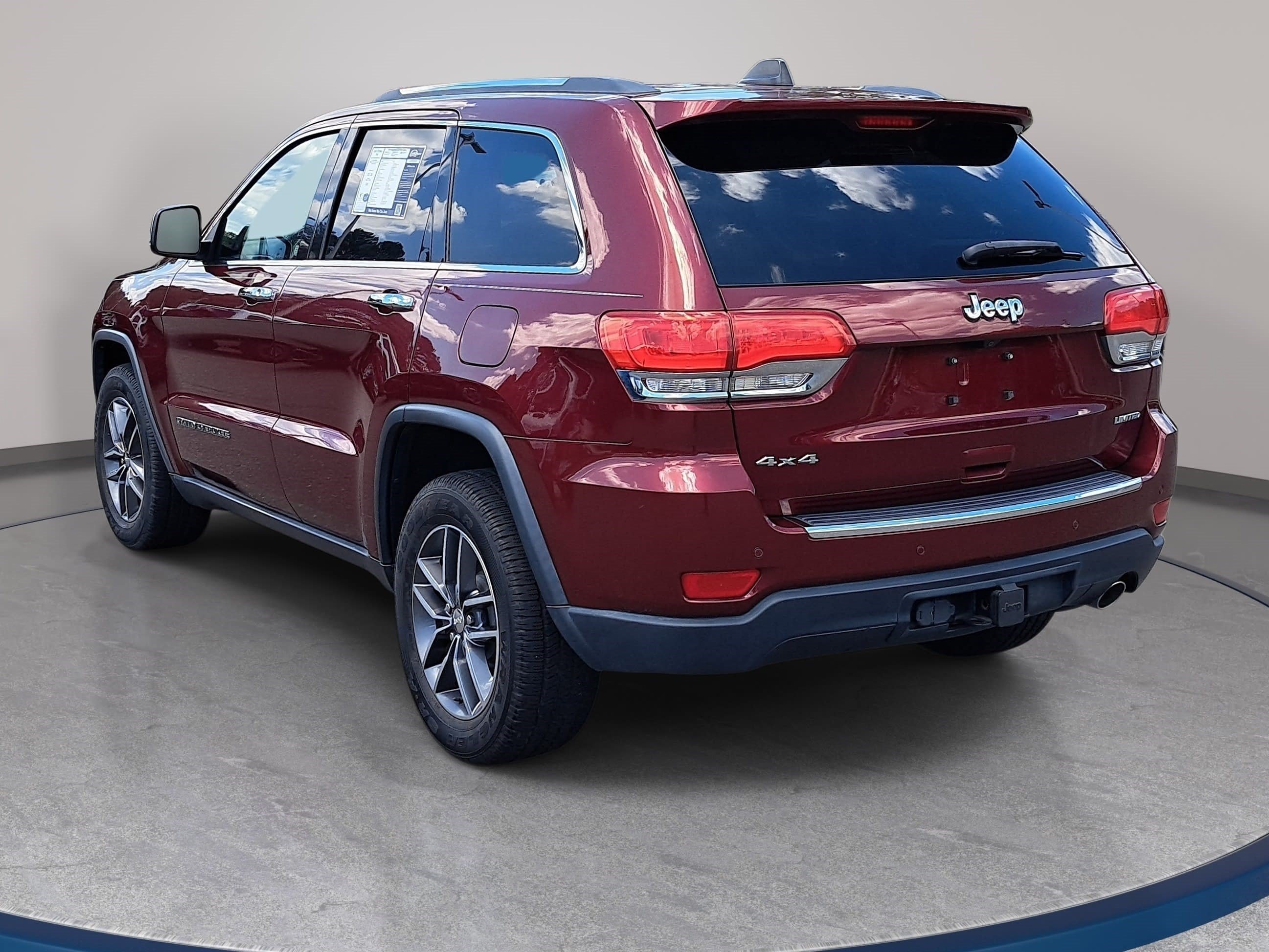 Used 2018 Jeep Grand Cherokee Limited w/ Trailer Tow Group IV AWD/4WD image 7