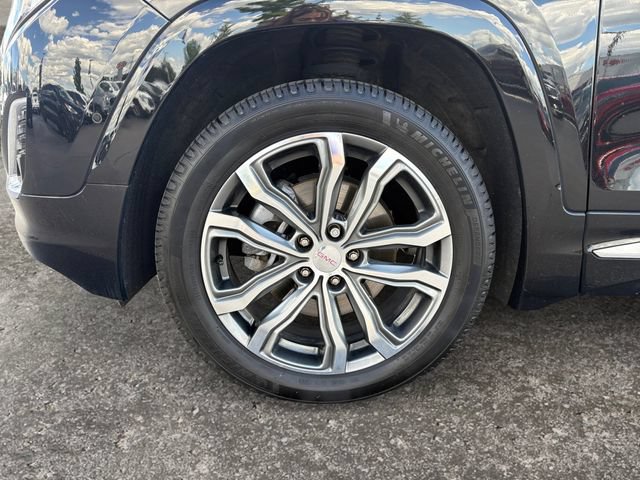 Used 2020 GMC Terrain Denali w/ Denali Premium Package AWD/4WD image 14