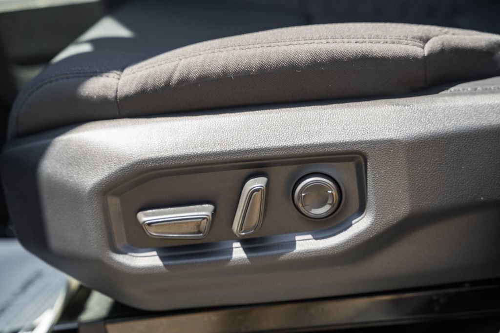 New 2026 Toyota Tundra SR5 AWD/4WD image 38