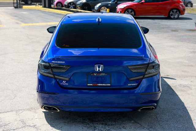 Used 2018 Honda Accord Sport image 12