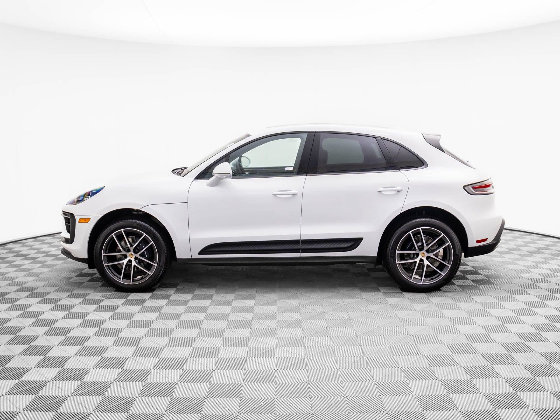 Certified 2026 Porsche Macan video 2
