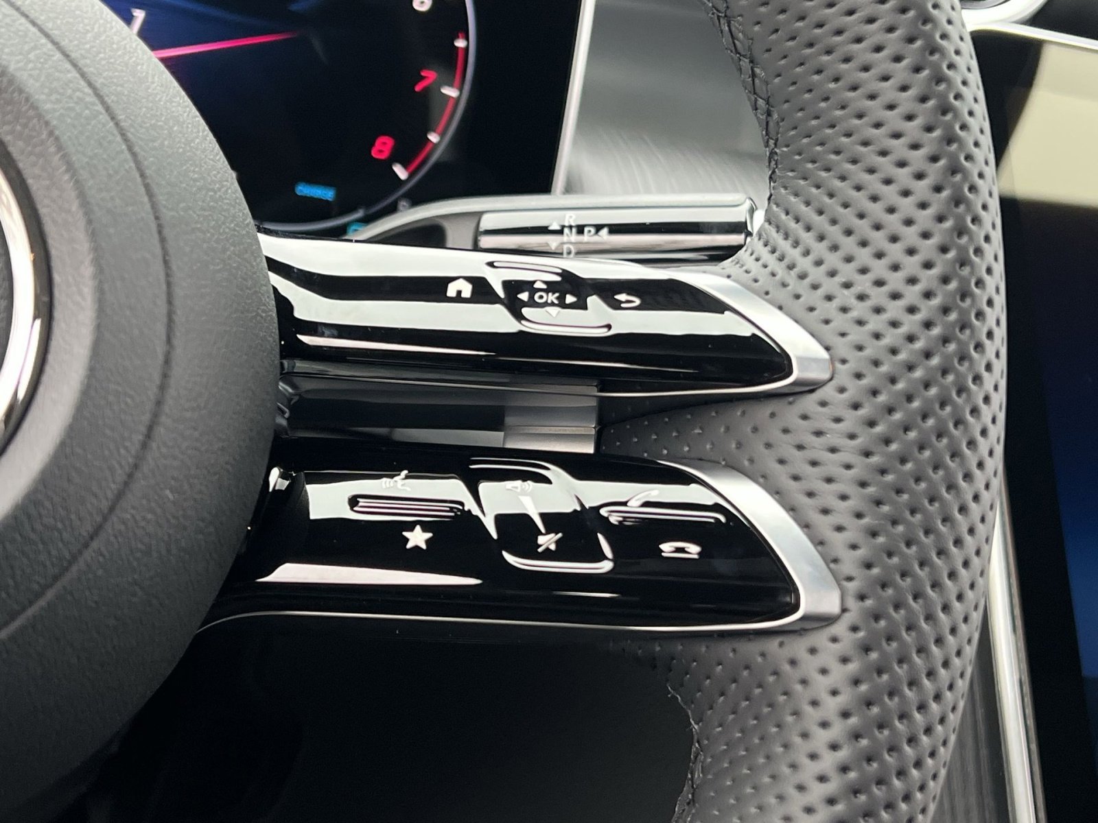 New 2026 Mercedes-Benz GLC 300 4MATIC image 29