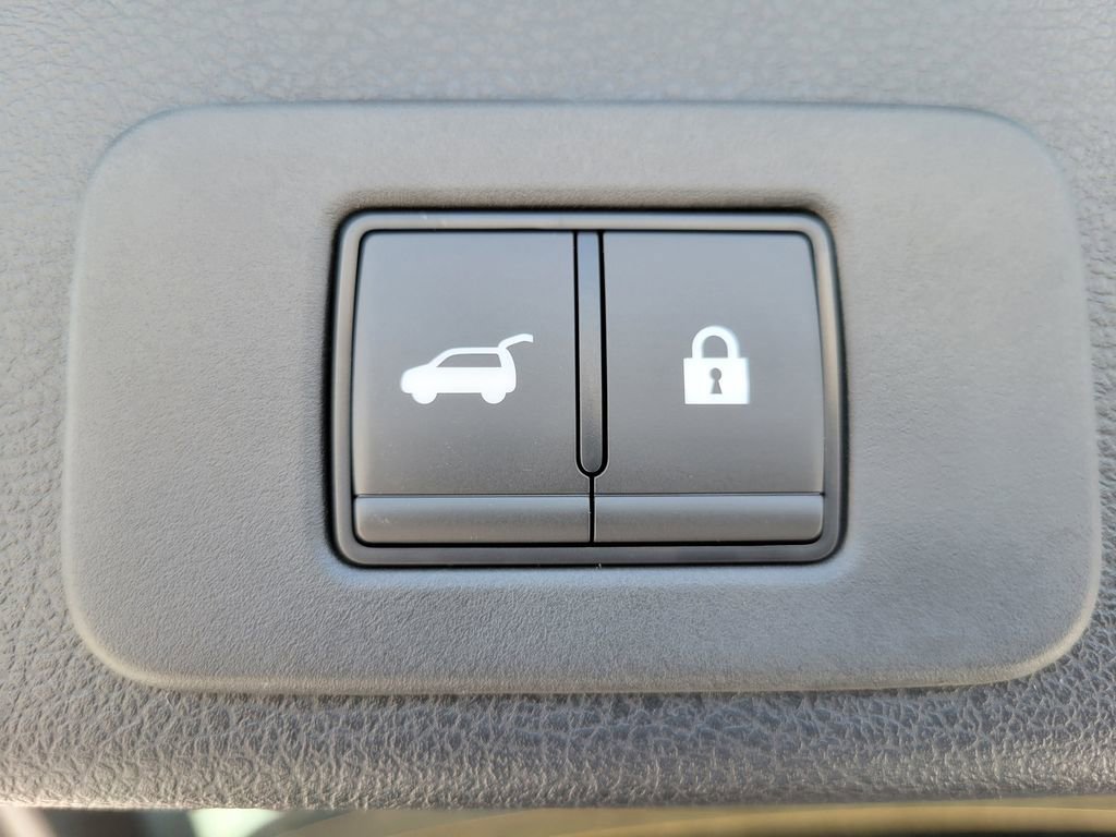 New 2025 Nissan Murano SV image 15