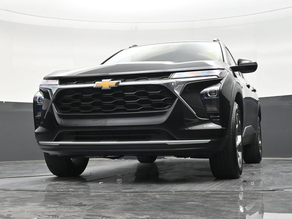 Used 2024 Chevrolet Trax LT FWD image 27