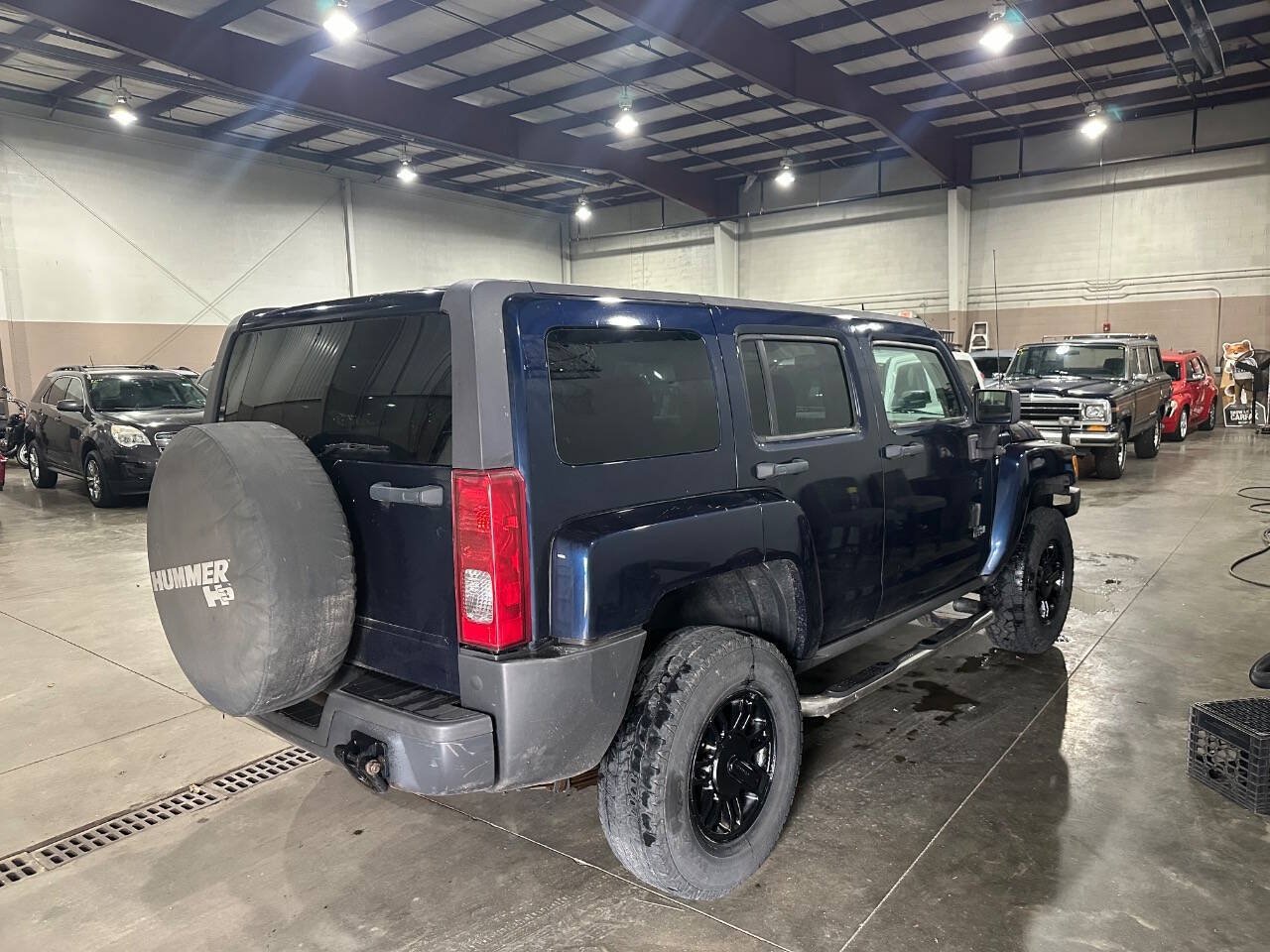 Used 2007 HUMMER H3 AWD/4WD image 8