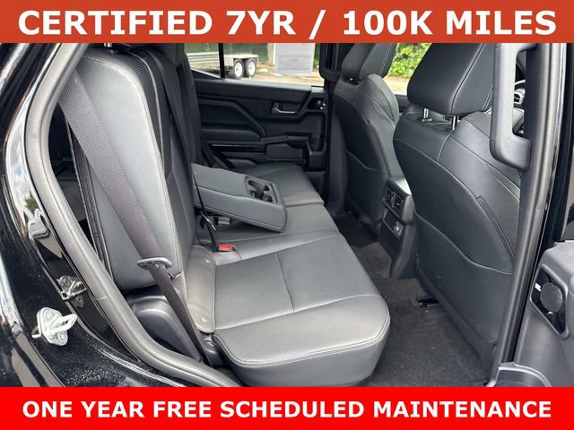 Used 2025 Toyota 4Runner Limited AWD/4WD image 11