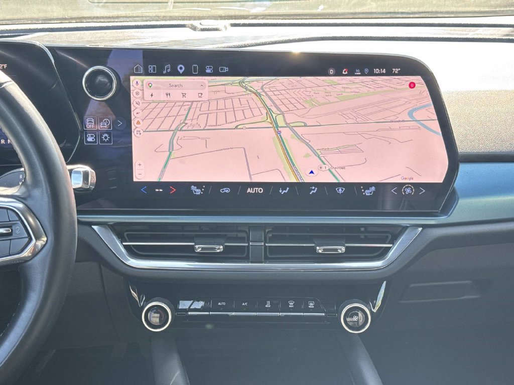 Used 2024 Chevrolet Equinox EV LT w/ LPO, Blackout Package FWD image 12