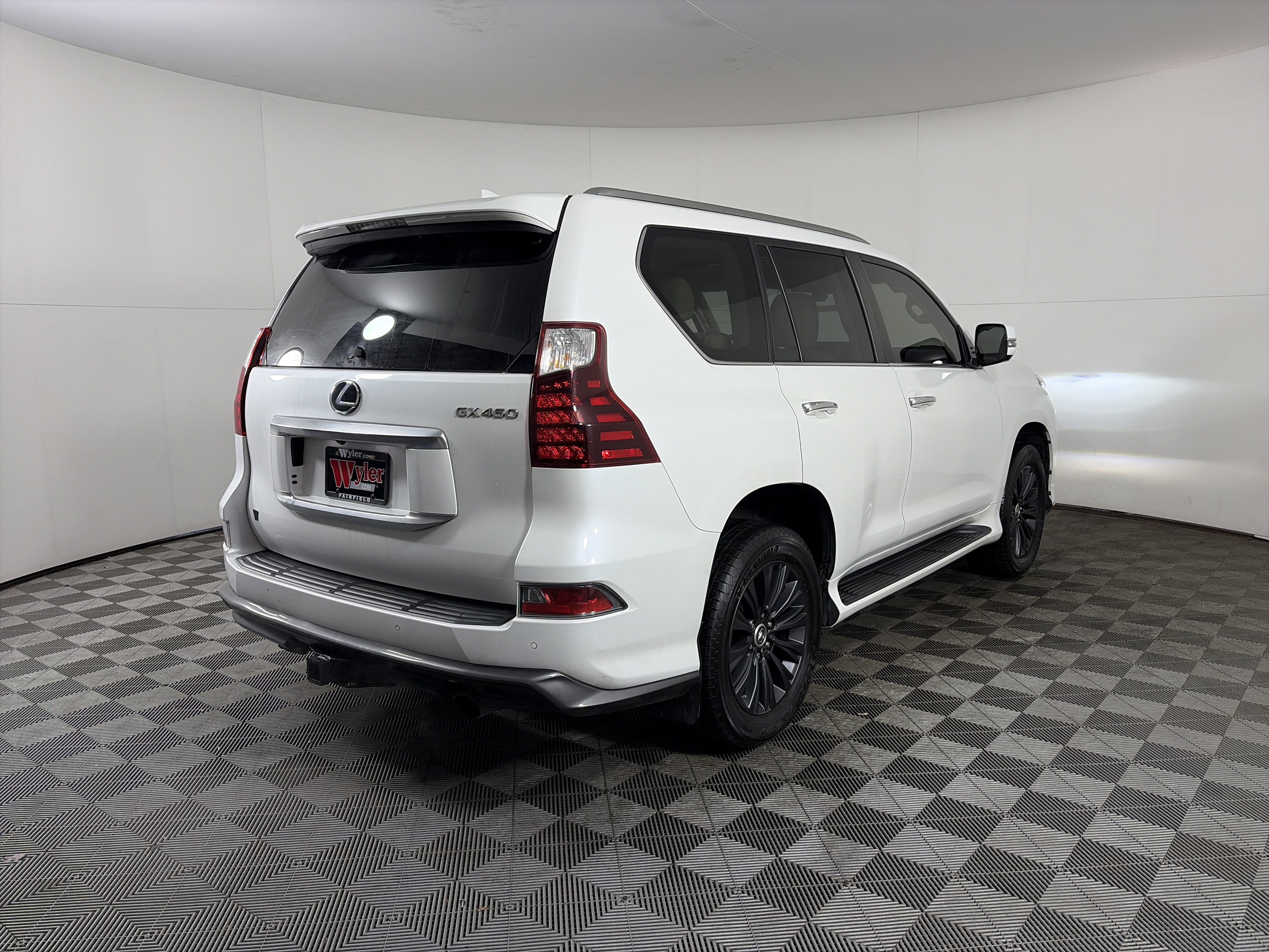 Used 2021 Lexus GX 460 Luxury w/ Sport Design Package image 21