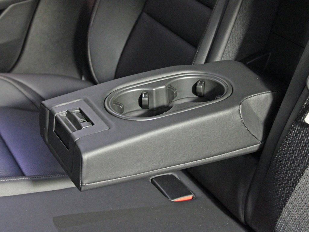 Certified 2025 Porsche Taycan image 37
