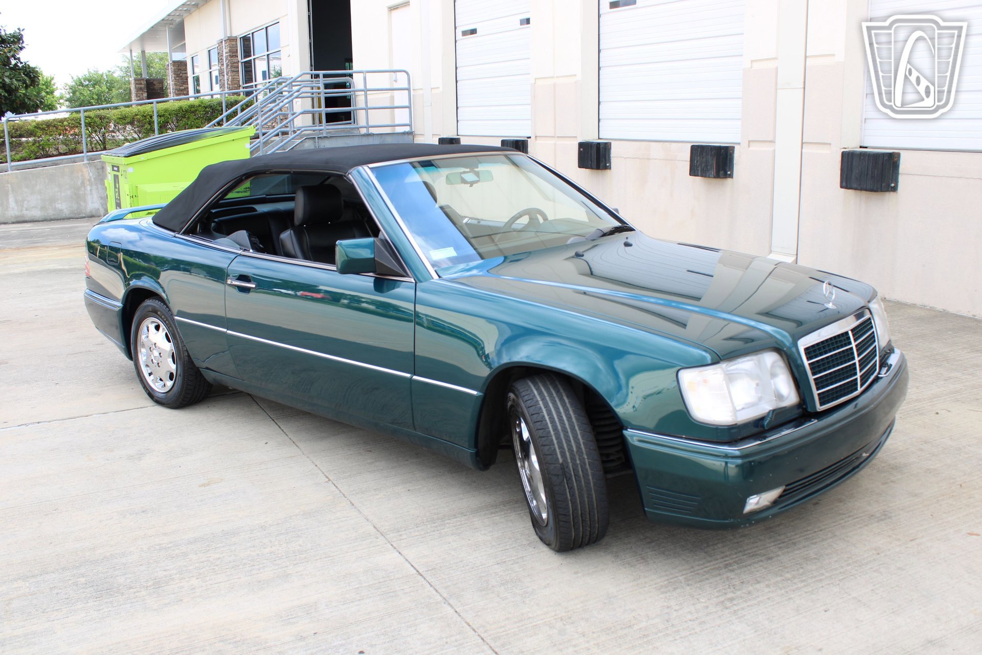 Used 1994 Mercedes-Benz E 320 Convertible image 28