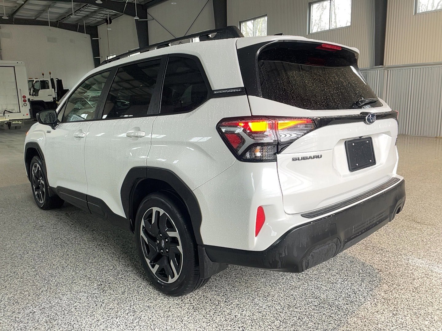 Used 2025 Subaru Forester Premium image 19