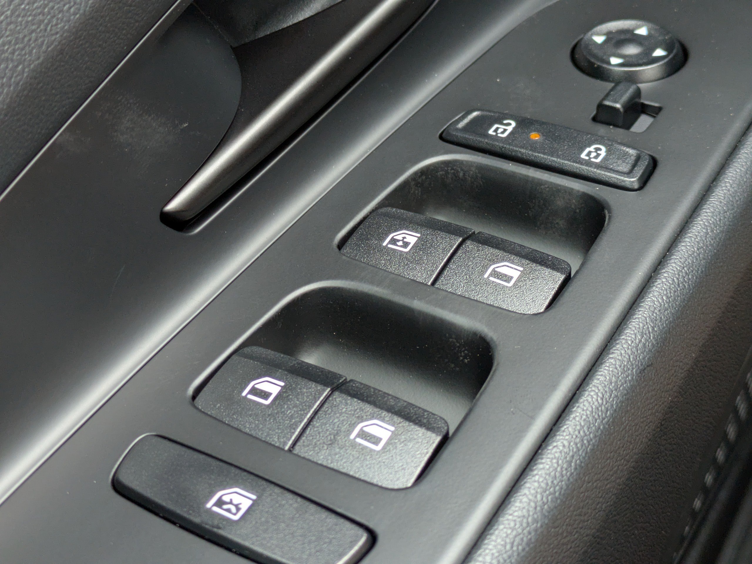 New 2026 Hyundai Elantra SEL Sport Premium FWD image 24