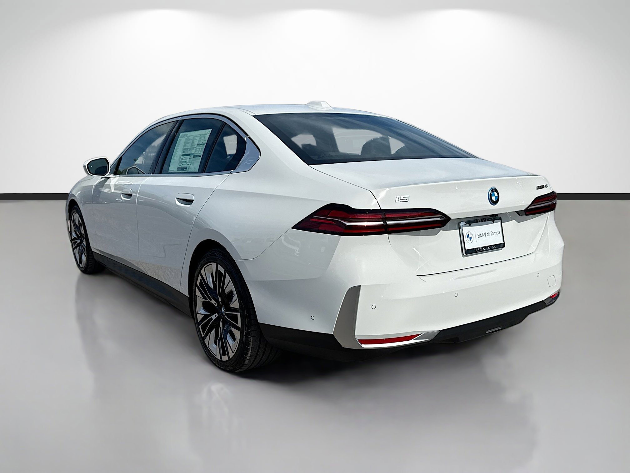 New 2026 BMW i5 eDrive40 RWD image 5