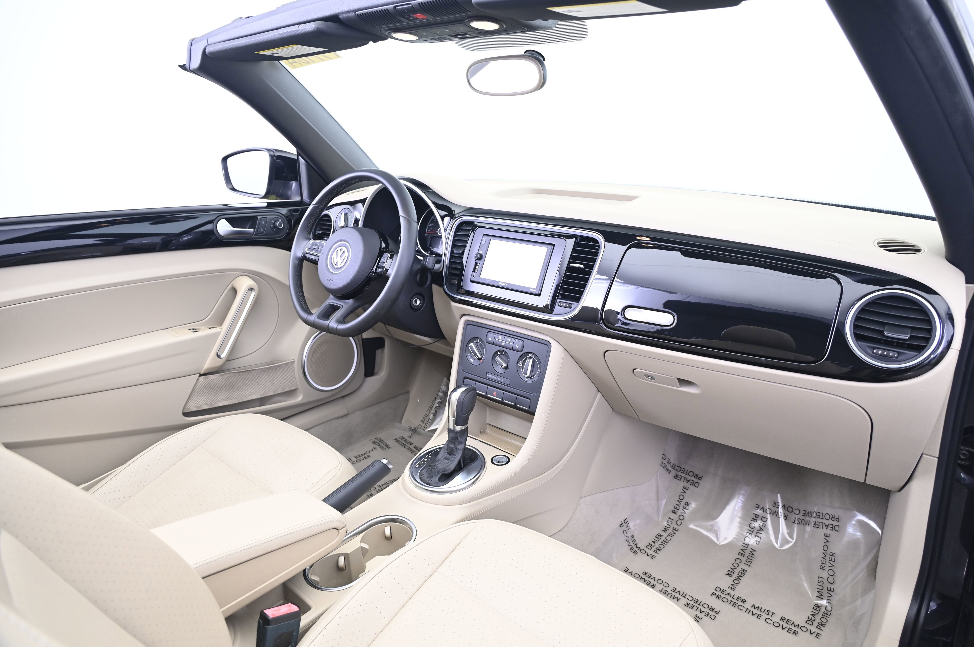 Used 2015 Volkswagen Beetle 1.8T image 21