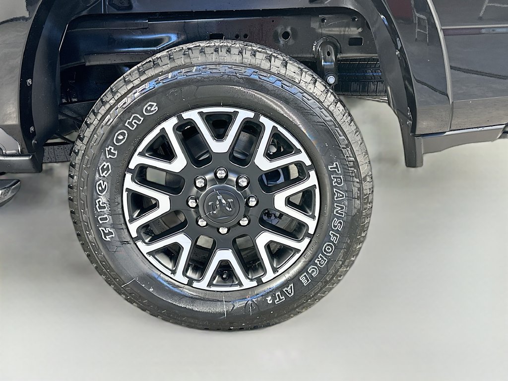 New 2026 RAM 2500 Limited w/ Towing Technology Group AWD/4WD image 17