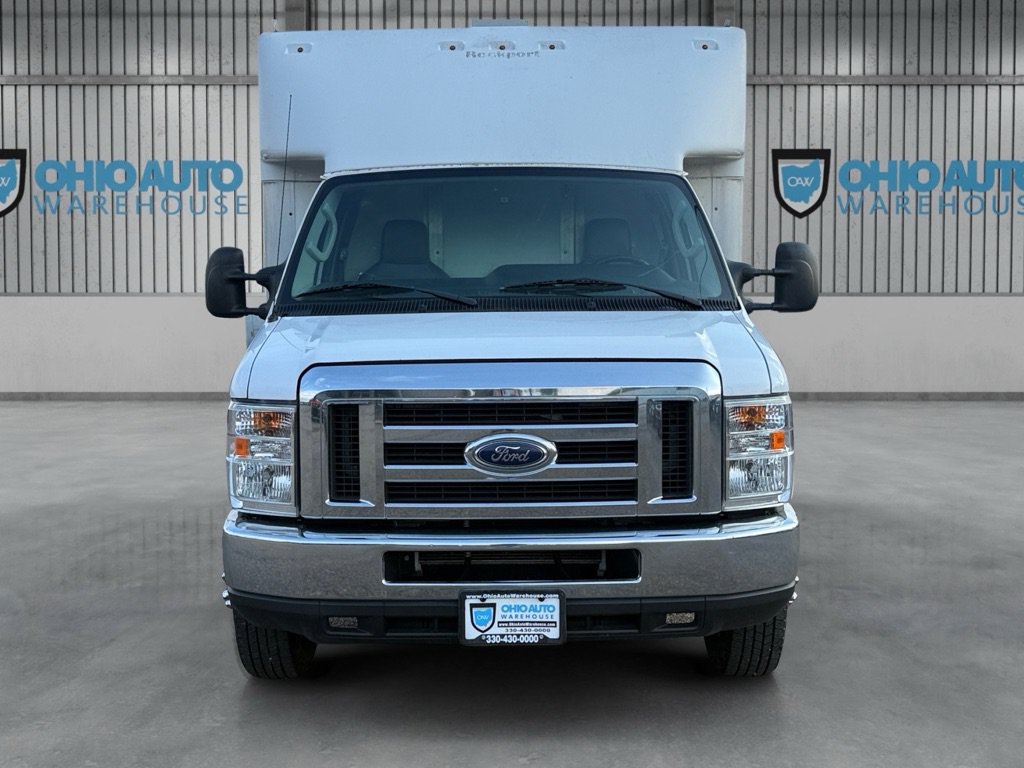 Used 2019 Ford E-350 and Econoline 350 Super Duty w/ Power Windows & Locks Group RWD image 2