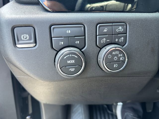 Used 2026 Chevrolet Silverado 2500 LT w/ Trail Boss Package AWD/4WD image 15