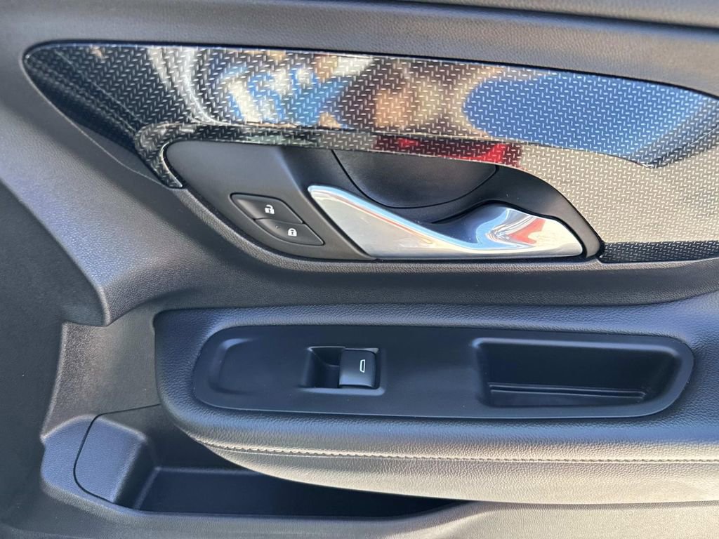 Used 2023 GMC Terrain AT4 image 15