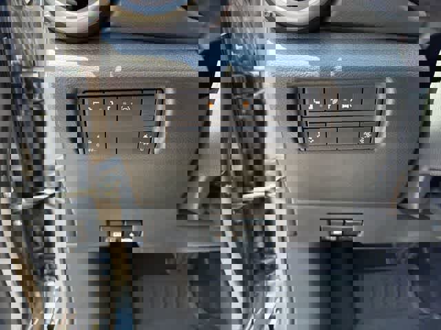 Used 2023 Nissan Versa S w/ S Plus Package image 21