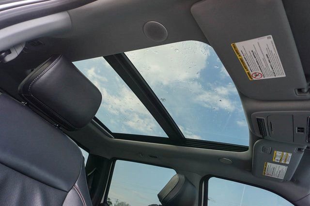 Used 2024 Ford F250 Lariat w/ Lariat Ultimate Package image 39