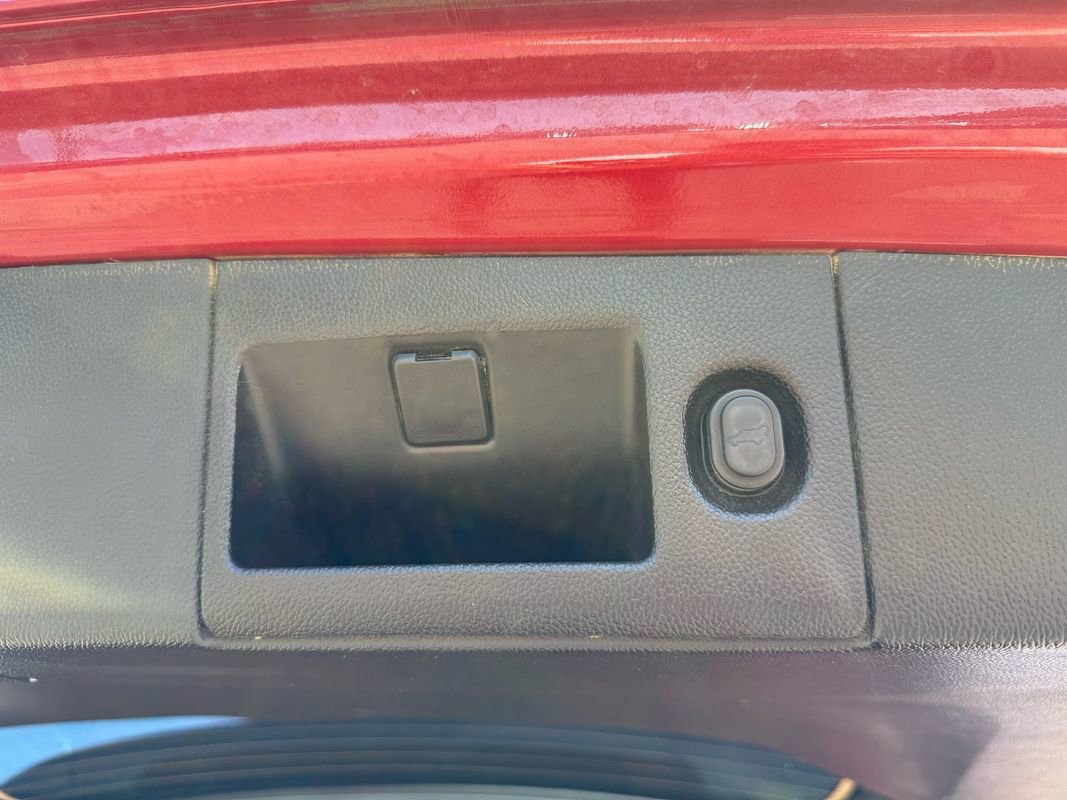 Used 2015 Chevrolet Tahoe LT w/ Luxury Package image 27