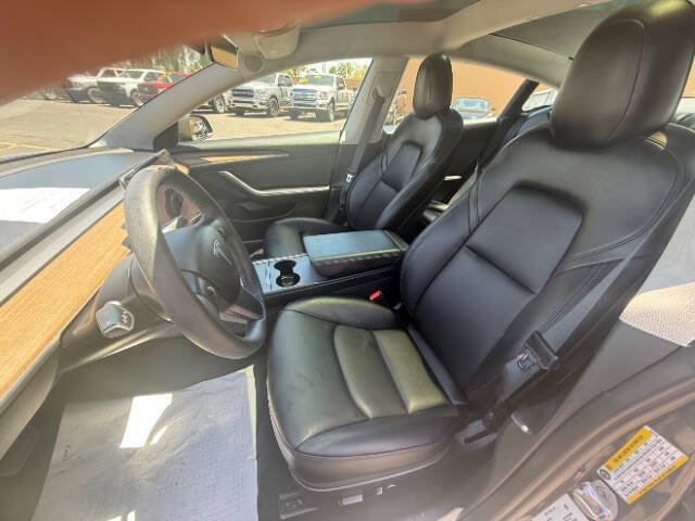Used 2023 Tesla Model 3 Standard Range RWD image 16