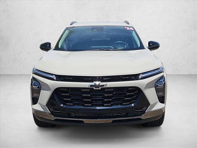 Used 2026 Chevrolet Trax ACTIV FWD image 2