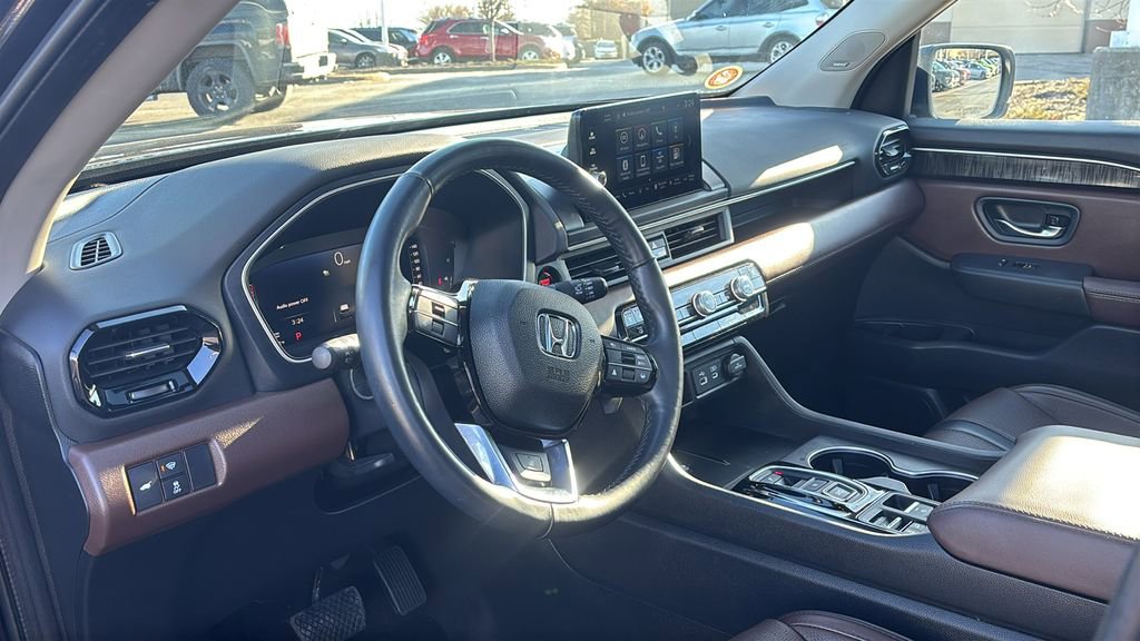 Certified 2024 Honda Pilot Elite image 23