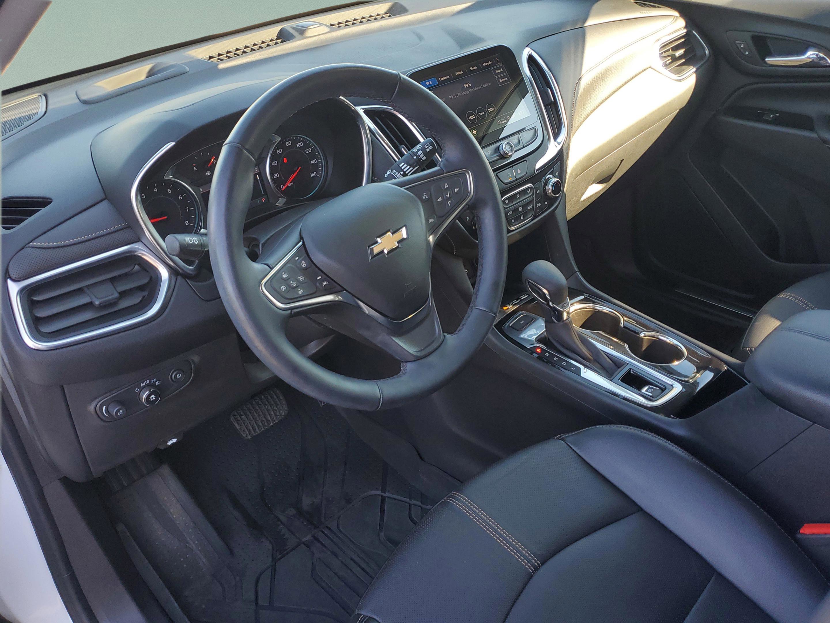 Used 2024 Chevrolet Equinox Premier AWD/4WD image 16