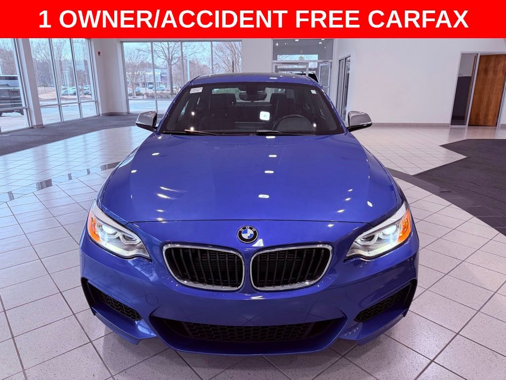 Used 2016 BMW M235i Coupe image 2