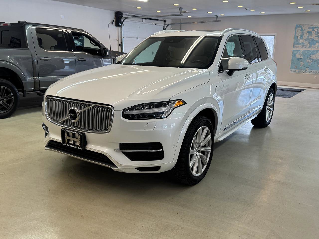 Used 2016 Volvo XC90 T8 Inscription w/ Vision Package