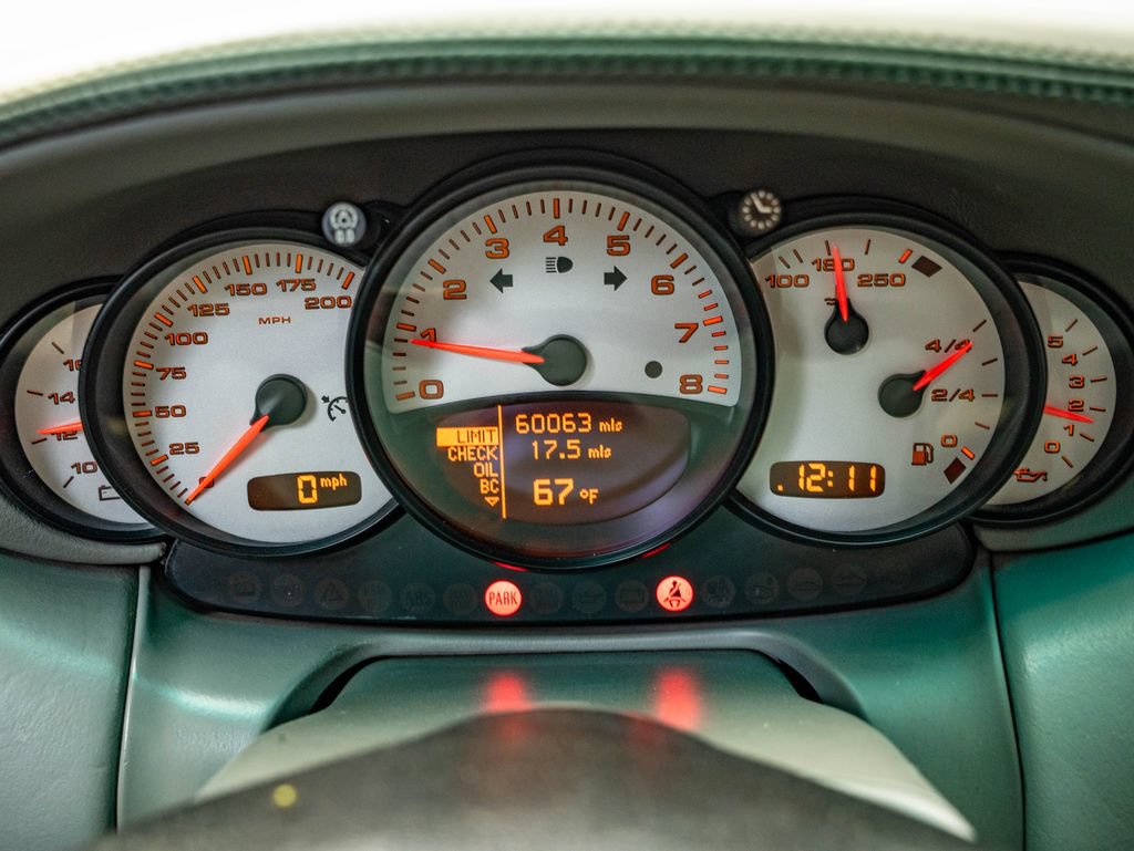 Used 2001 Porsche 911 Turbo AWD/4WD image 33