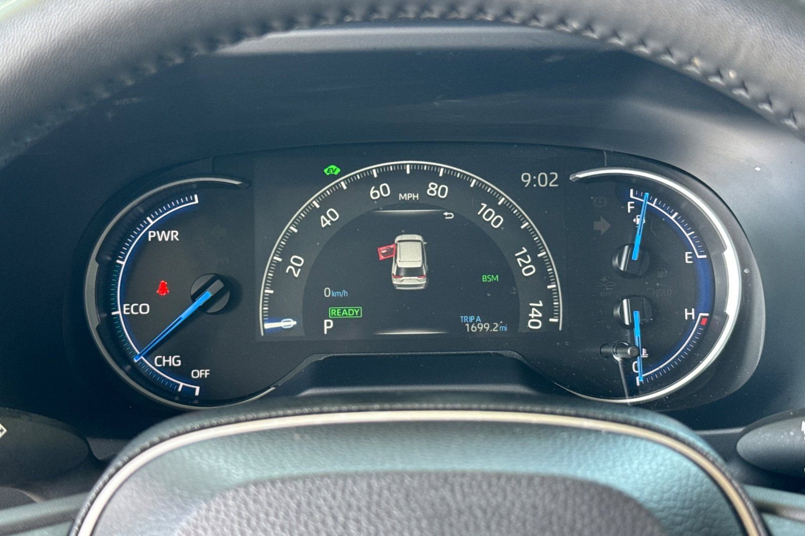 Used 2025 Toyota RAV4 XLE Premium w/ Weather Package AWD/4WD image 29