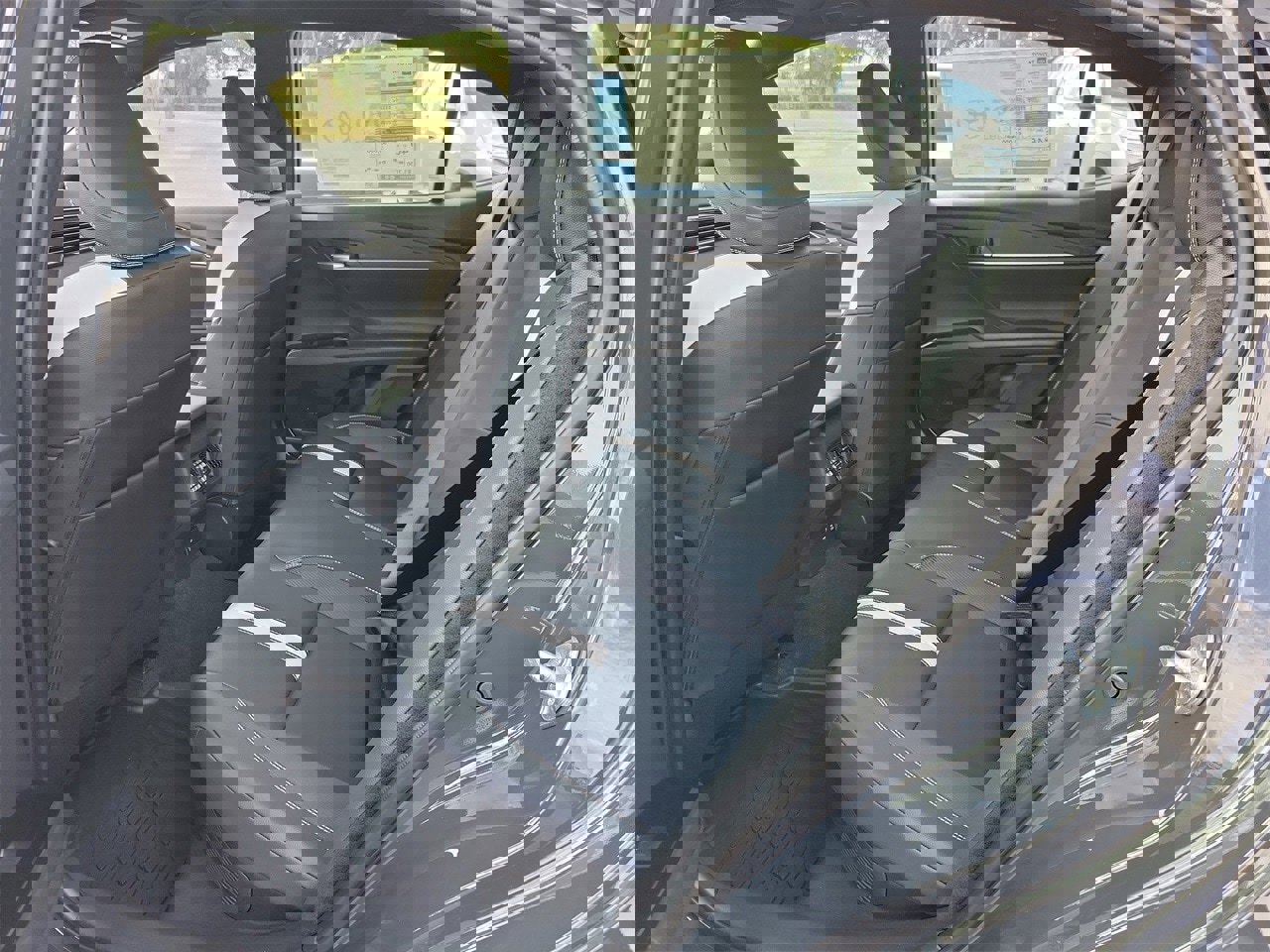 Used 2026 Toyota Camry SE image 11