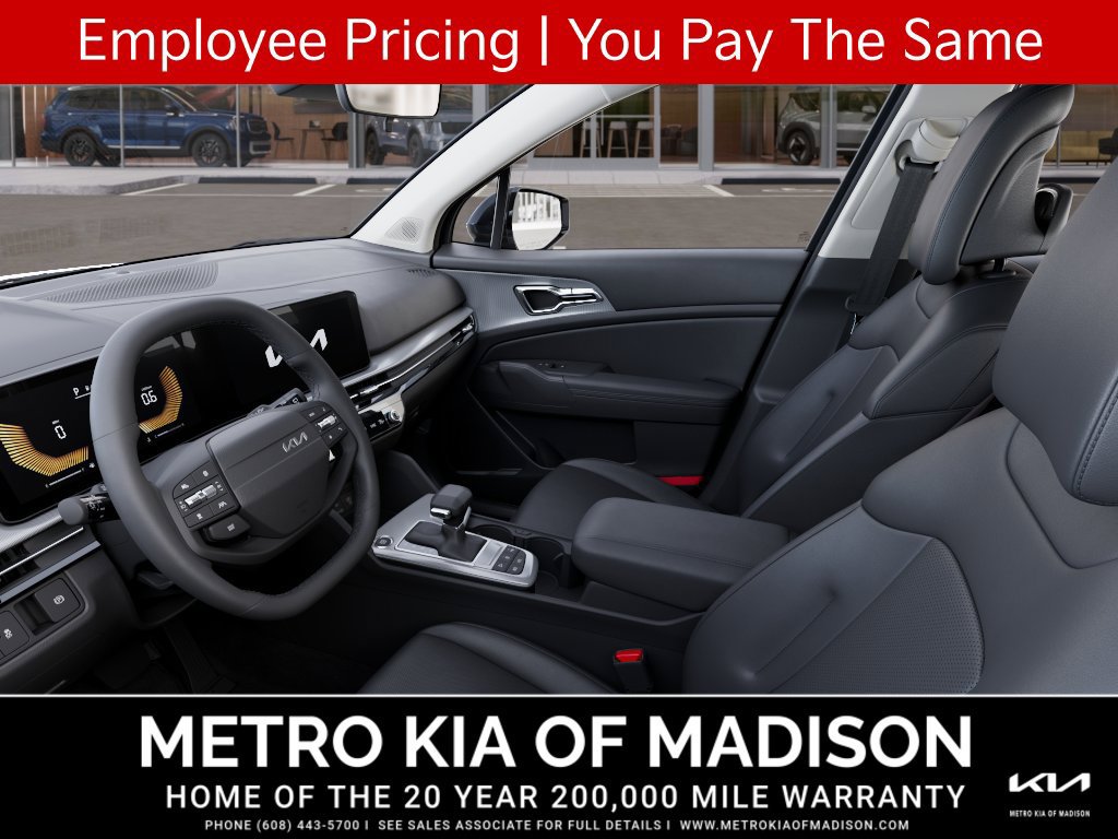 New 2026 Kia Sportage EX w/ EX Panorama Roof Package FWD image 17