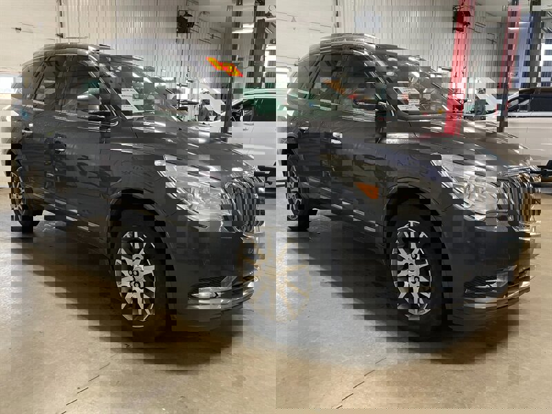 Used 2013 Buick Enclave Leather image 5