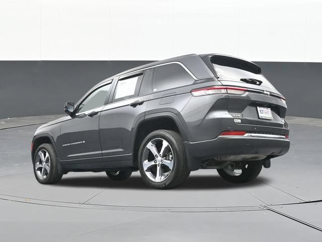 Used 2024 Jeep Grand Cherokee Limited AWD/4WD image 48