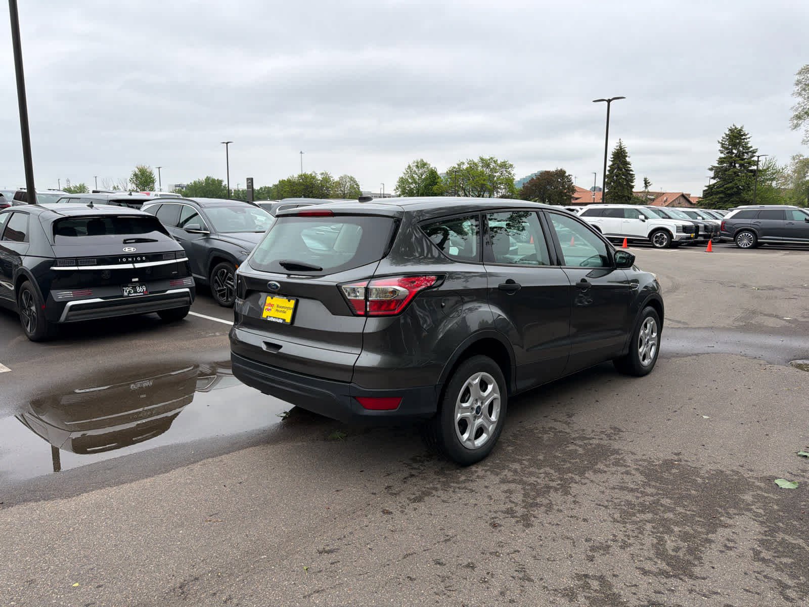Used 2017 Ford Escape S FWD video 2