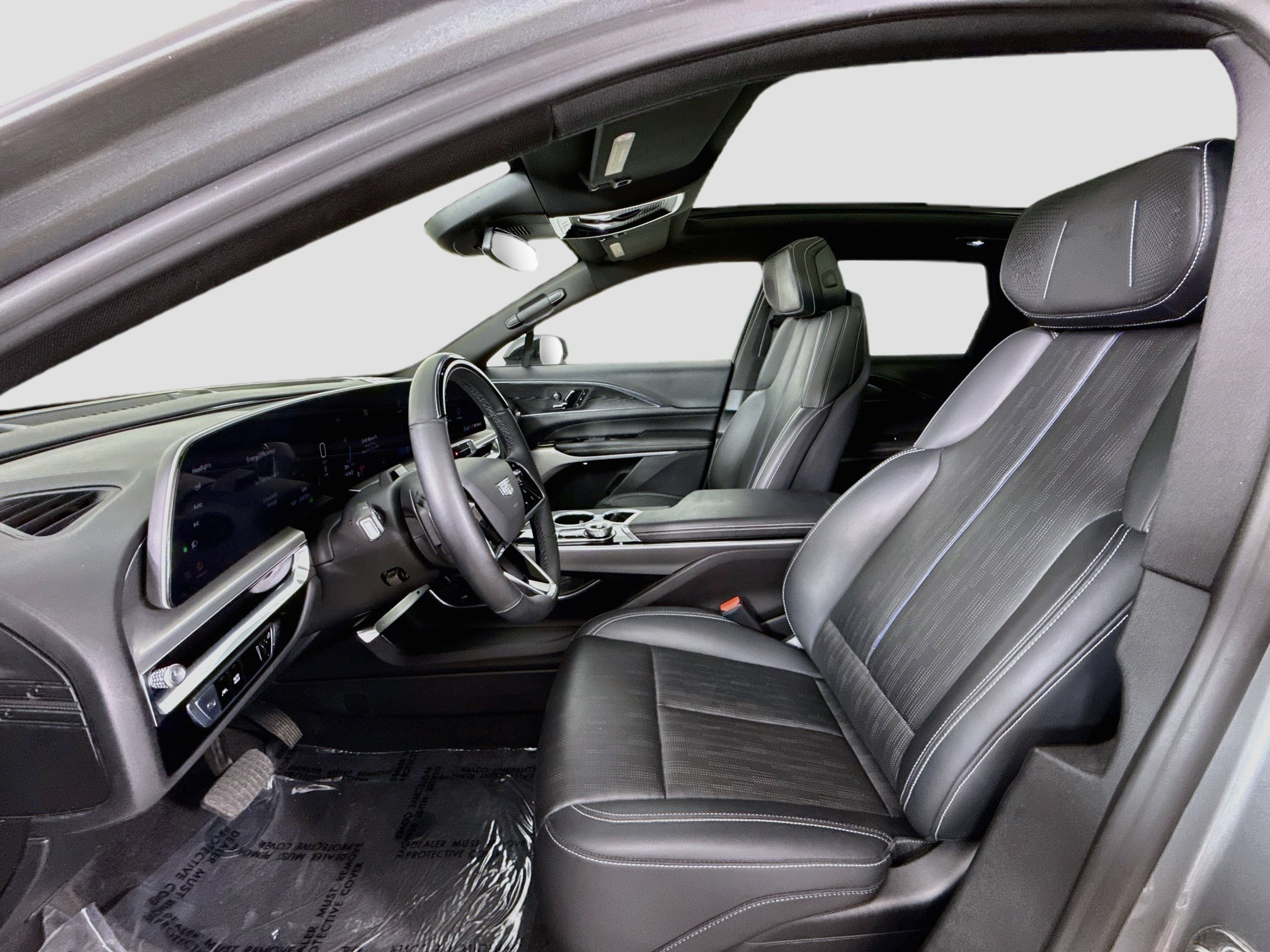Used 2024 Cadillac Lyriq Sport RWD image 24