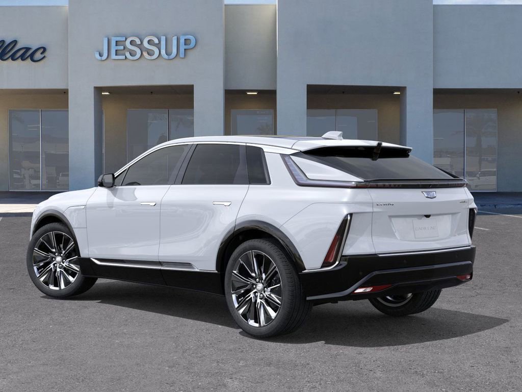 New 2026 Cadillac Lyriq Signature Luxury image 3