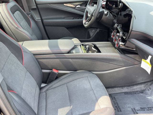 New 2025 Chevrolet Blazer EV RS image 17