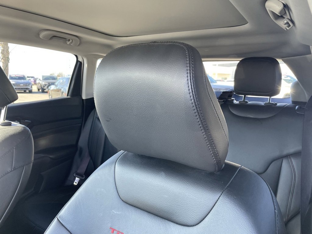 Used 2022 Jeep Compass Trailhawk w/ Trailhawk Elite Group image 22