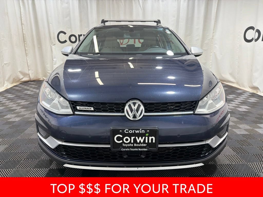 Used 2017 Volkswagen Golf Alltrack SE AWD/4WD image 2