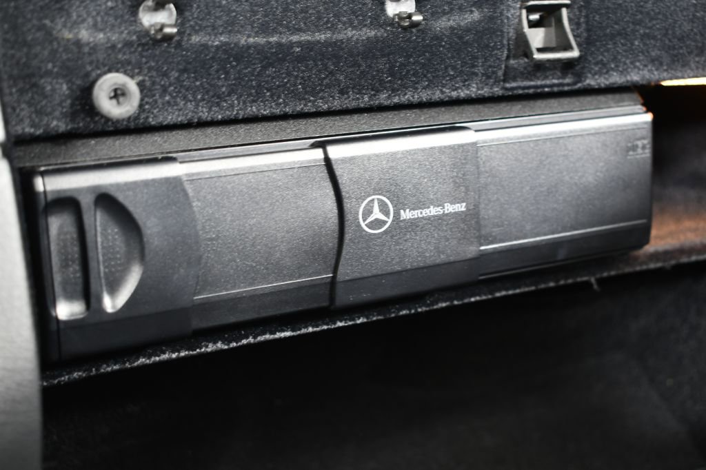 Used 2005 Mercedes-Benz CLK 500 Cabriolet image 45