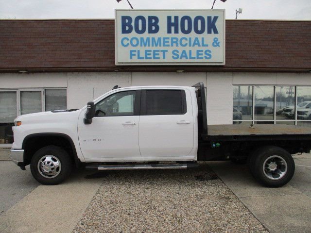 Used 2024 Chevrolet Silverado 3500 LT AWD/4WD image 31