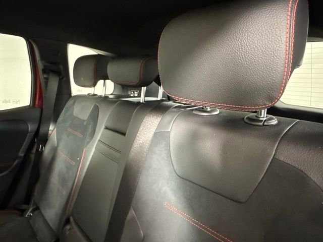 Used 2022 Mercedes-Benz GLB 250 image 31