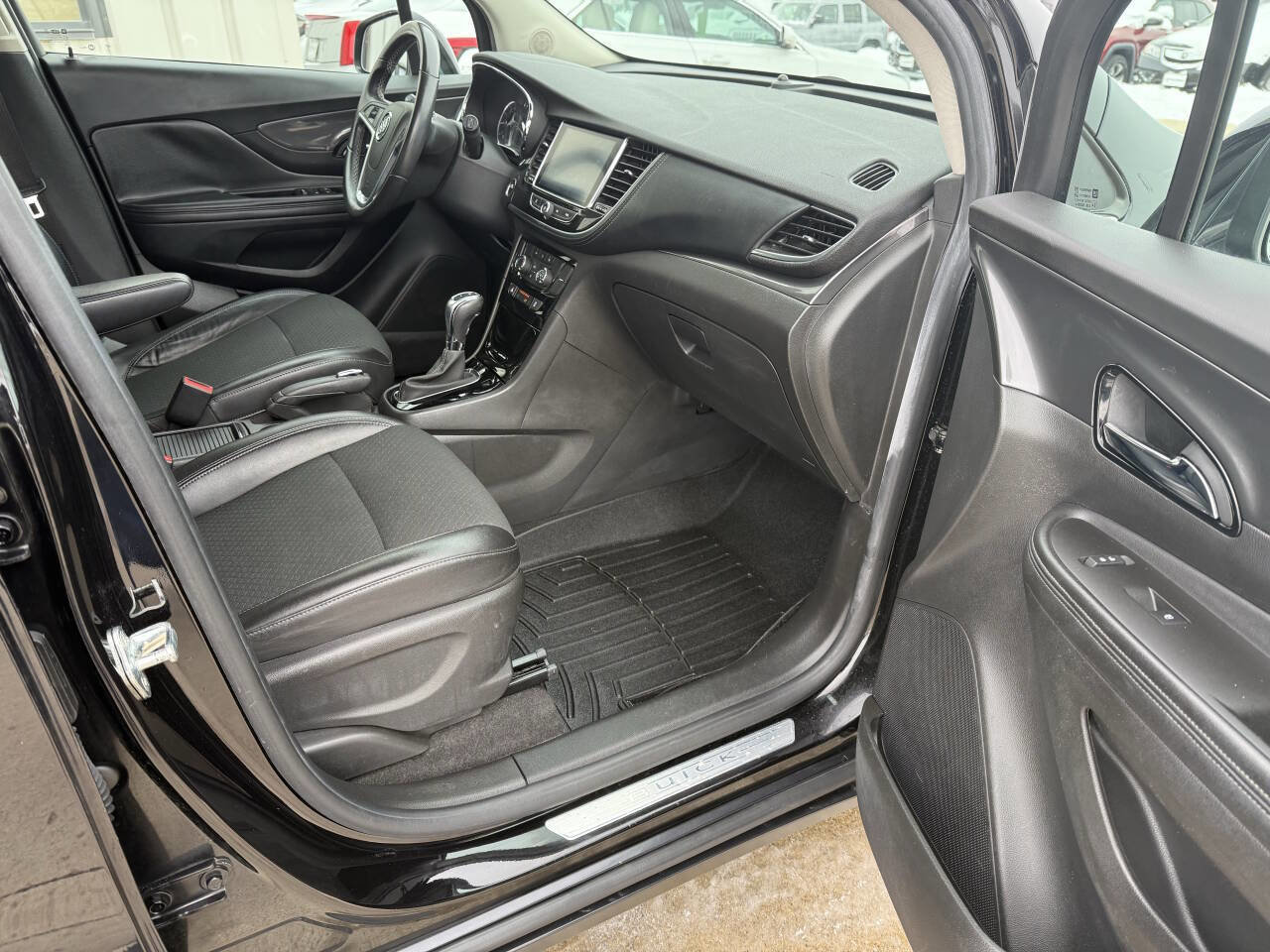 Used 2017 Buick Encore Preferred image 11