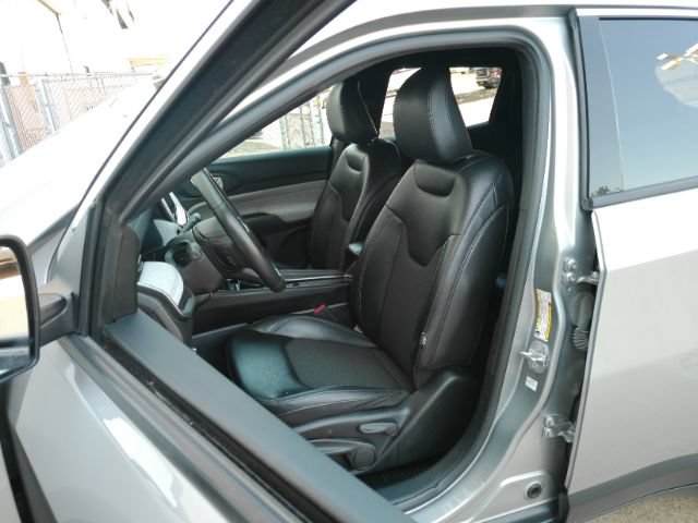 Used 2023 Jeep Compass Latitude AWD/4WD image 15